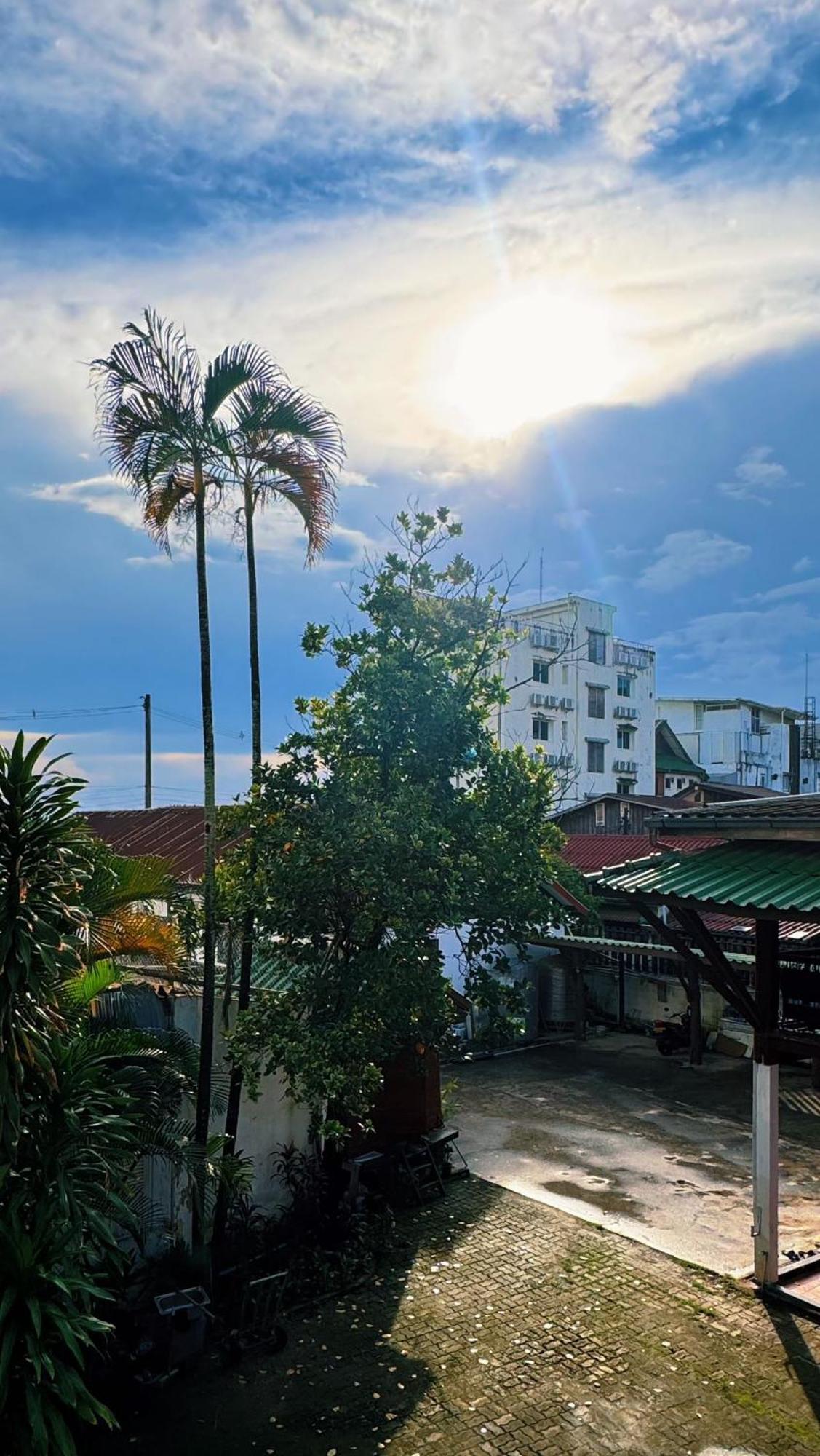 Venn Hostel Vientiane Exterior foto
