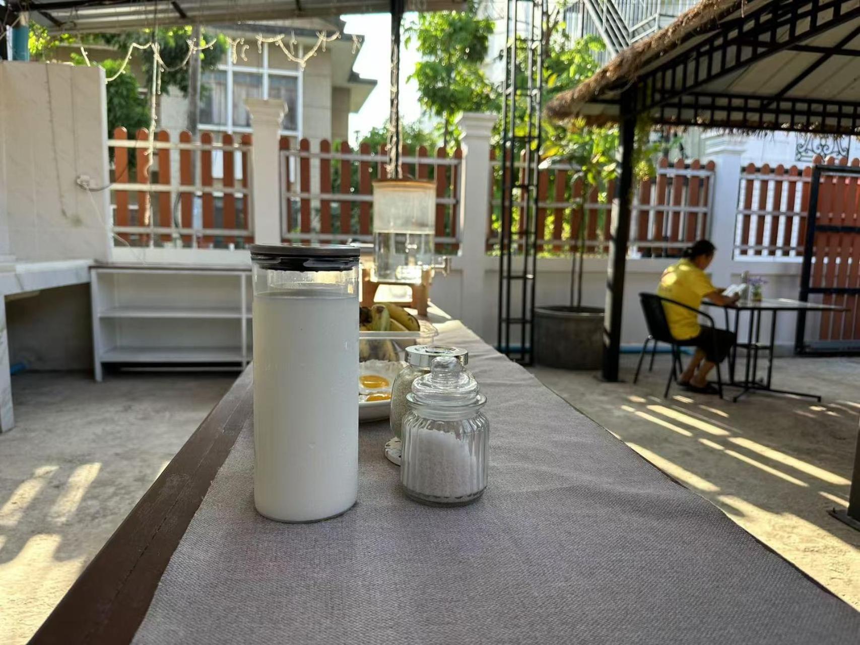 Venn Hostel Vientiane Exterior foto